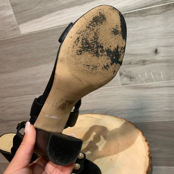 Marc Fisher Kaylee Pearl Embellished Sandal size 8 - black - Picture 4 of 5